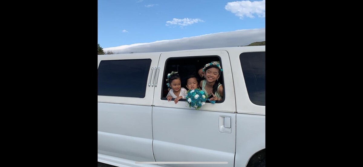 Images The Rock Limousine