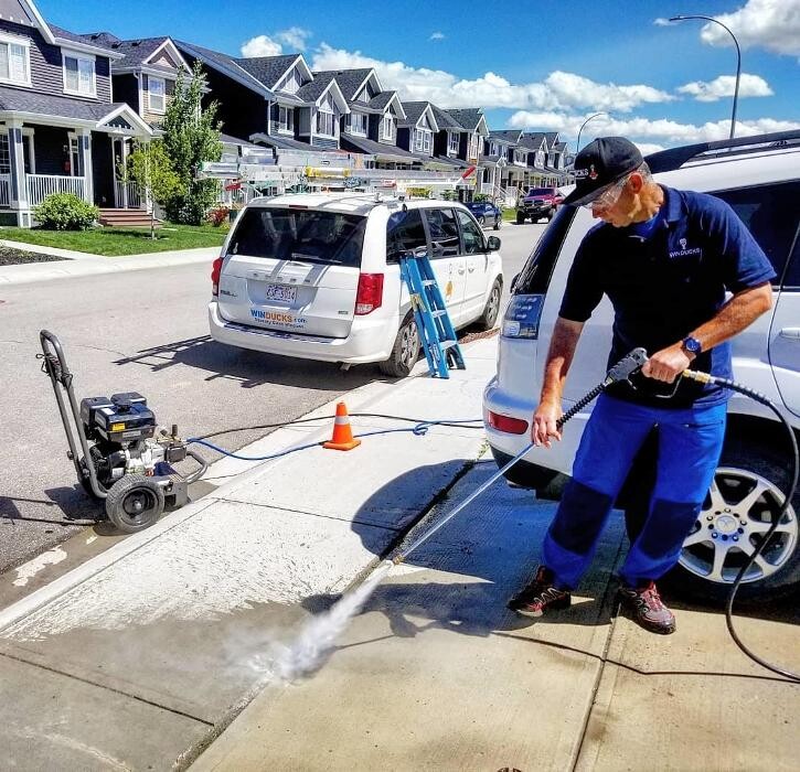 Images Winducks Gutter & Window Cleaning Edmonton
