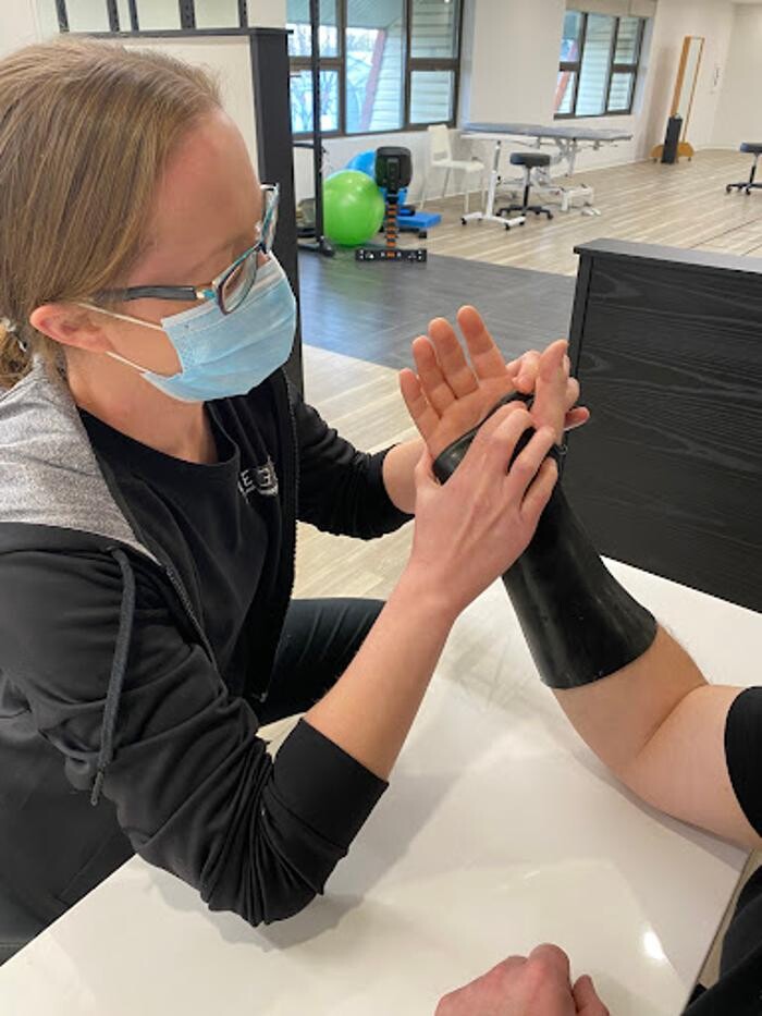 Images Reach Sports Physiotherapy + Hand Clinic