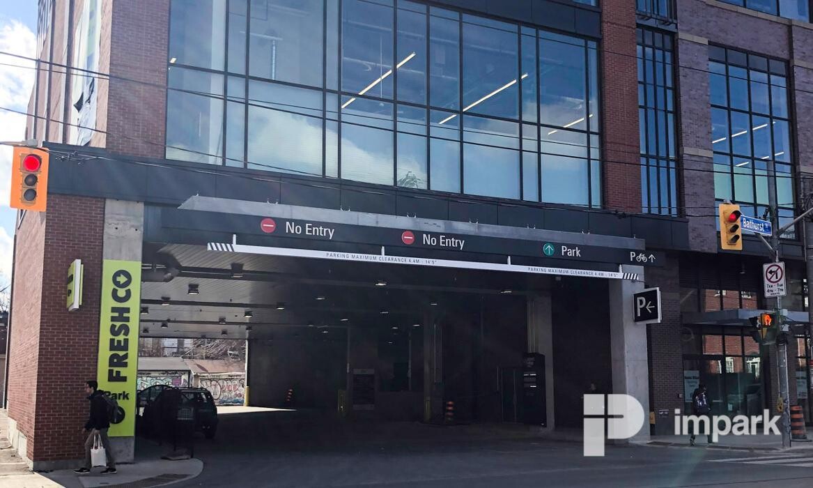 Images Precise ParkLink - Bathurst College Centre