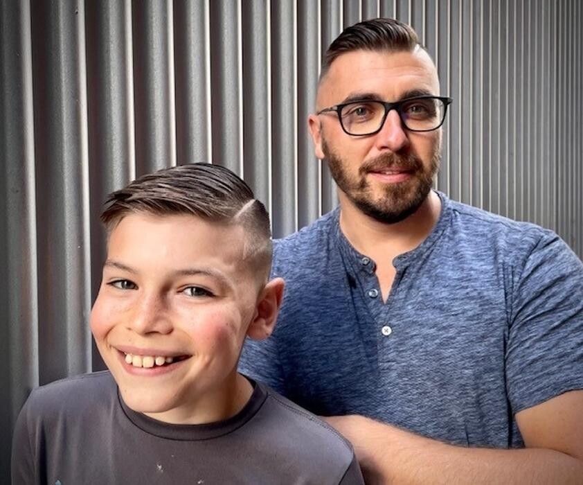 Images The Gentlemen's Cave Elegant Barbershop - Sidney