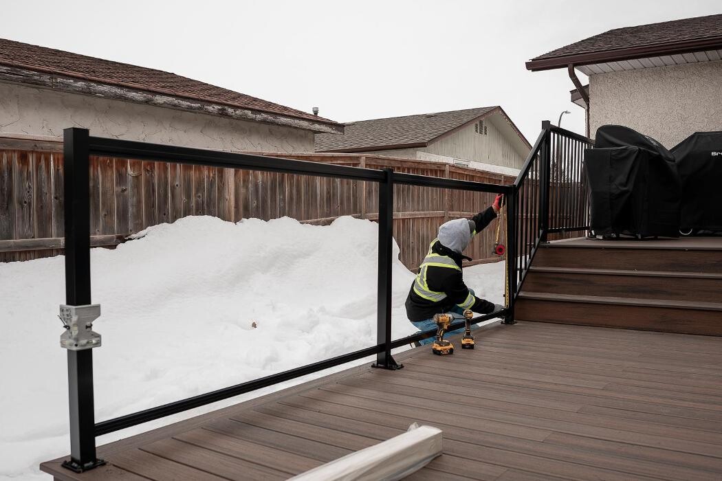 Images Winnipeg Deck and Rail