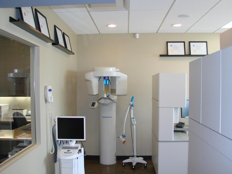 Images Dr. Ken Miller - St Paul Dental Care