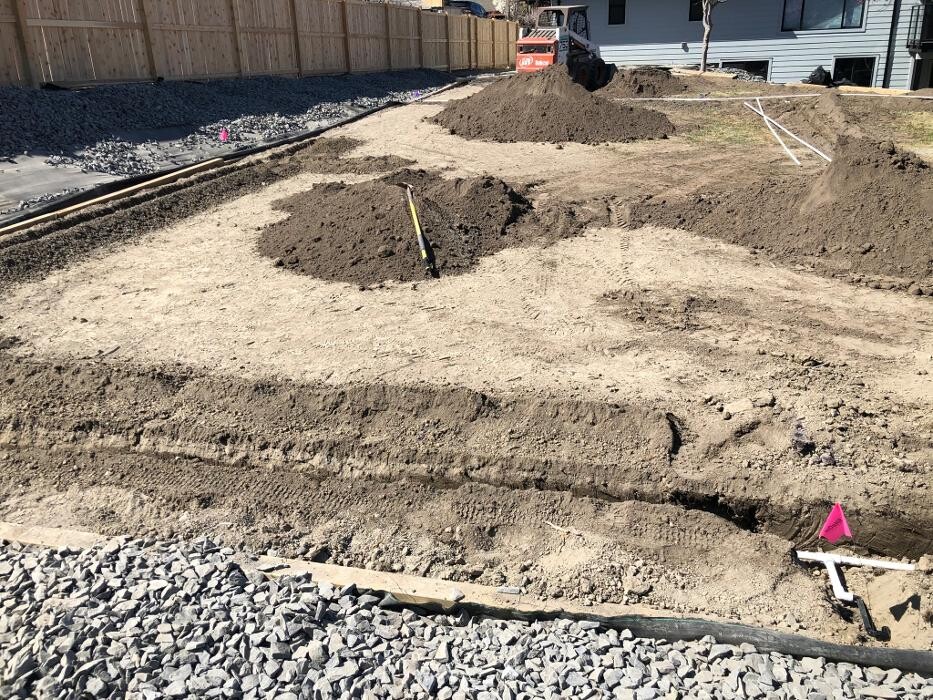 Images Okanagan Valley Landscape ltd