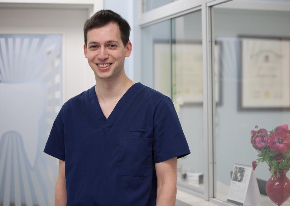 Images Dr Steven & Dr Jonathan Stern Dentistry