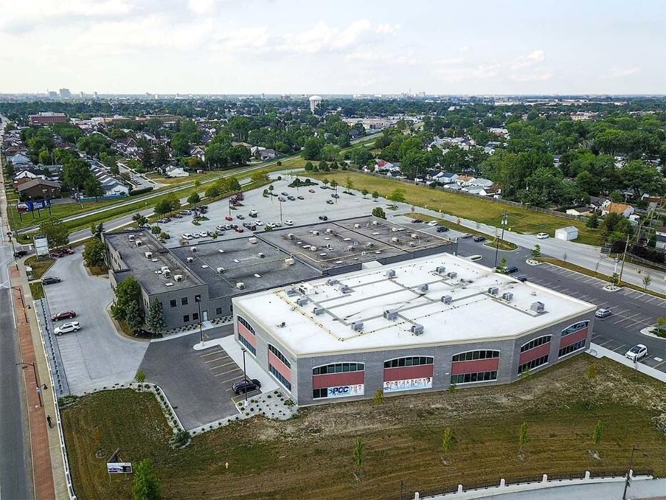 Images Quinn Roofing Solutions Inc