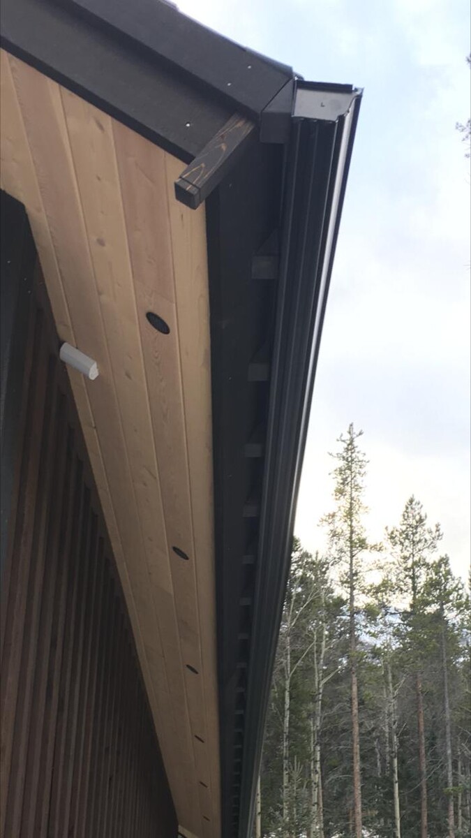 Images Canmore West Eavestroughing