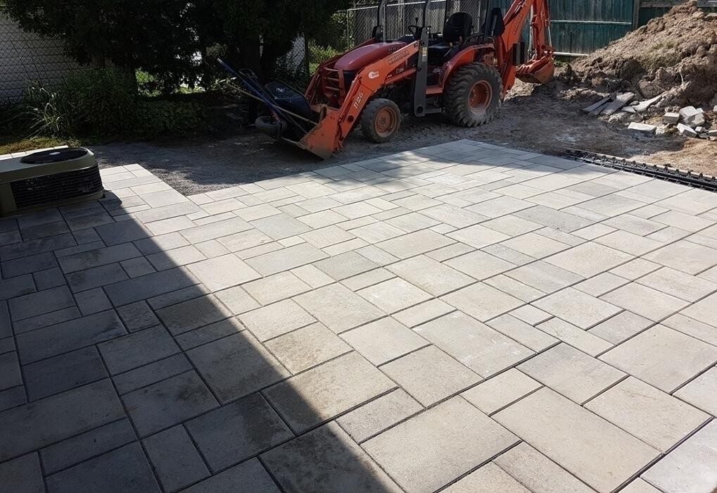 Images Elmvale Landscaping & Contractors
