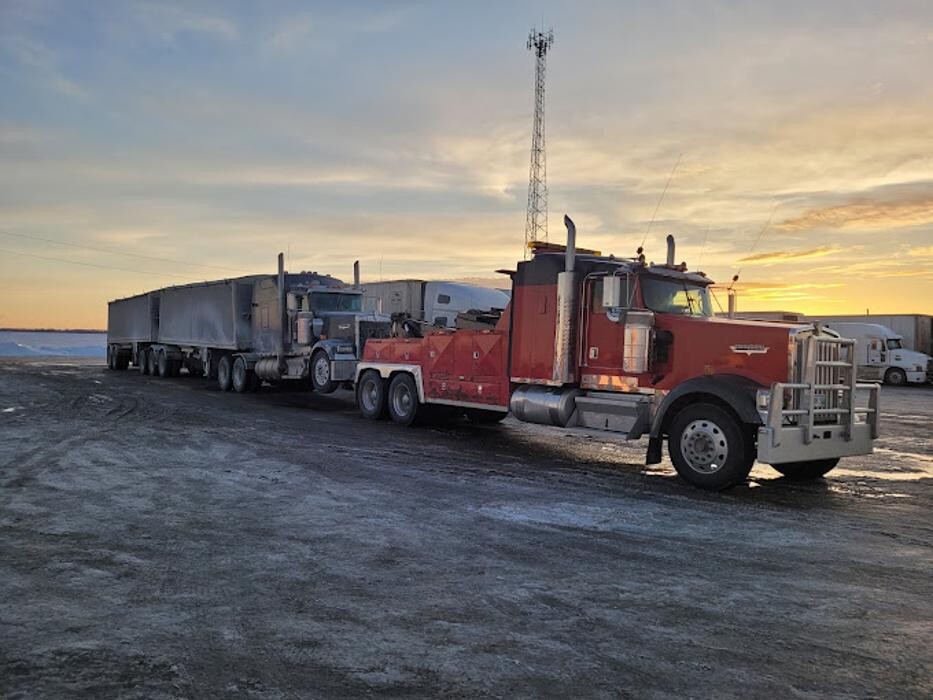 Images Country Towing Inc.