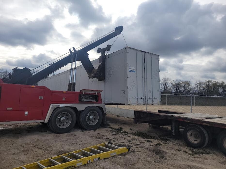 Images Country Towing Inc.