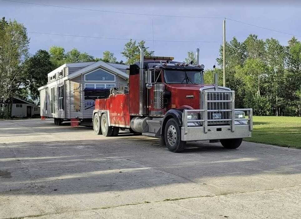 Images Country Towing Inc.