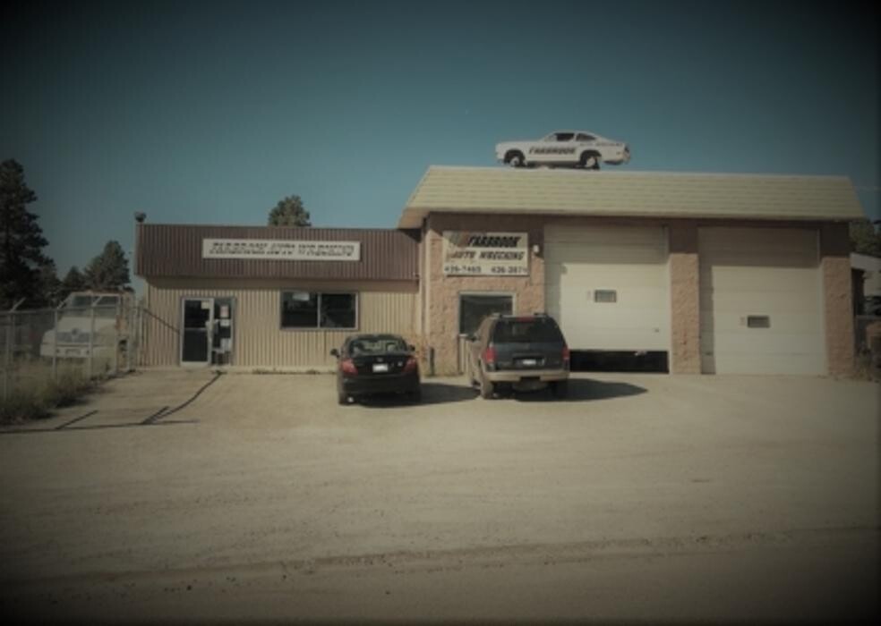 Images Farbrook Auto Wrecking 1979 Ltd
