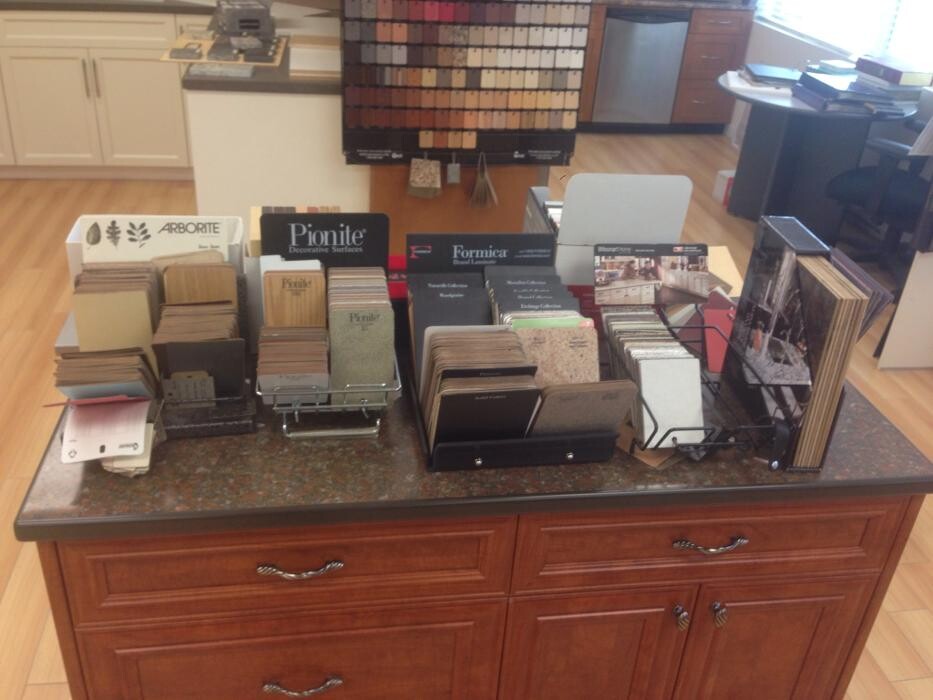 Images Superior Cove Tops & Cabinets