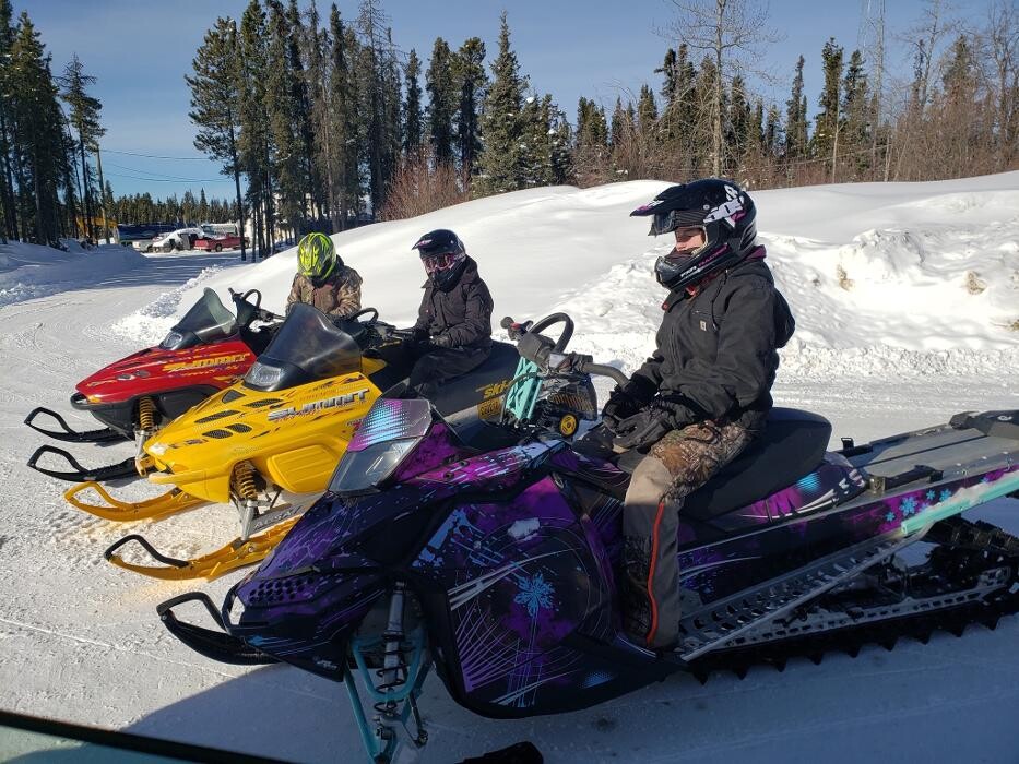 Images Pink Mountain Campsite Ltd