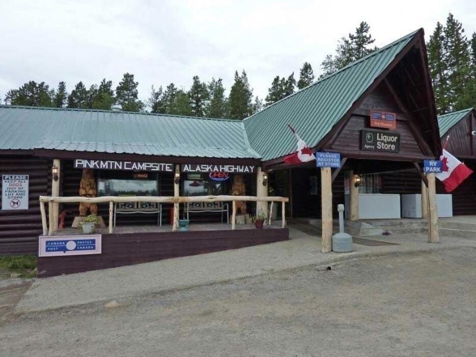 Images Pink Mountain Campsite Ltd