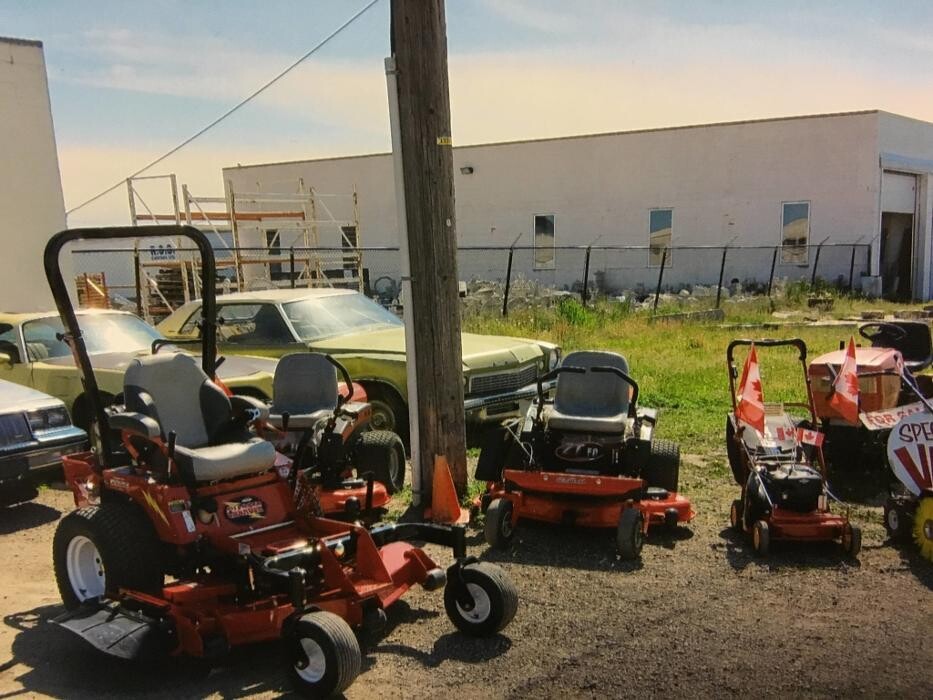 Images D D K Lawn & Garden Equipment