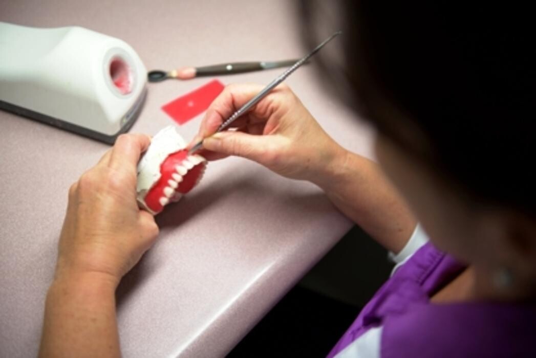 Images Danielle Trottier Denturologiste