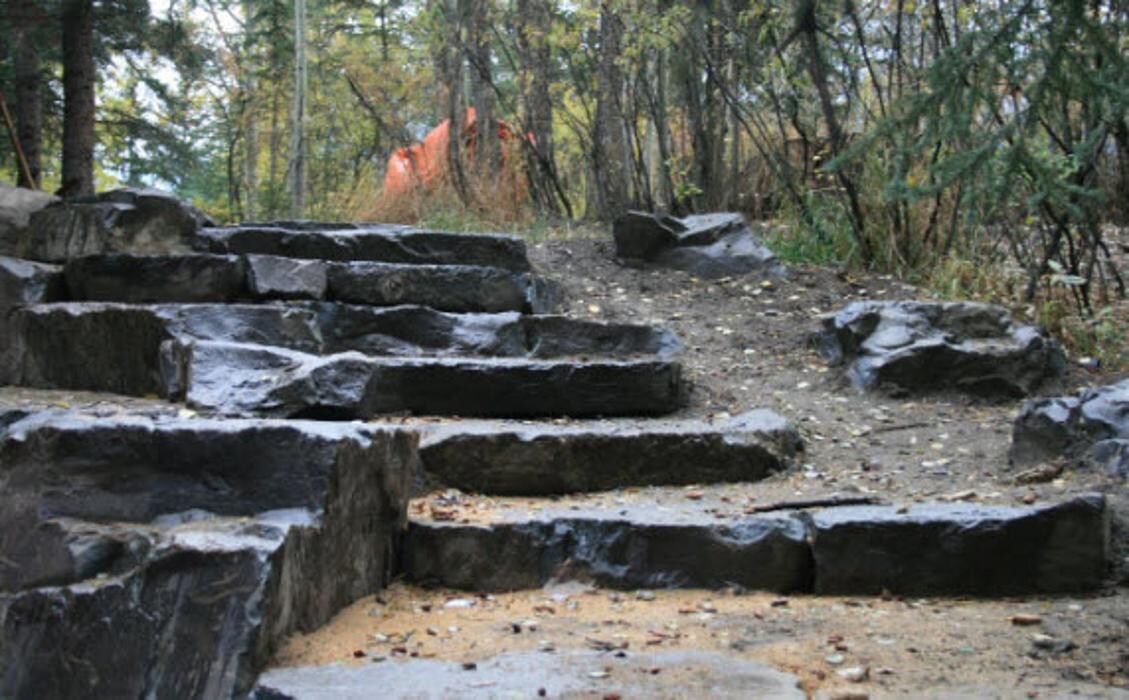 Images Rundle Rock Building Stone-Kamenka Quarry