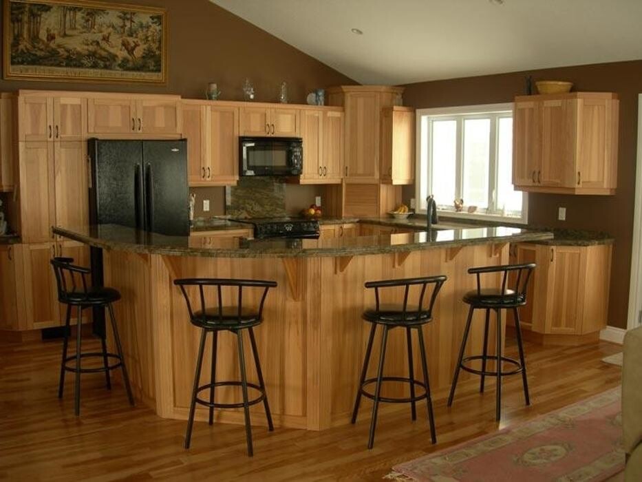 Images Tri-Way General Construction / Heirloom Kitchens
