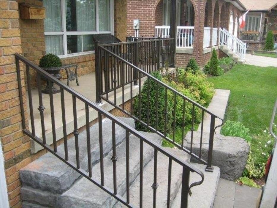 Images CPL Aluminum Railings