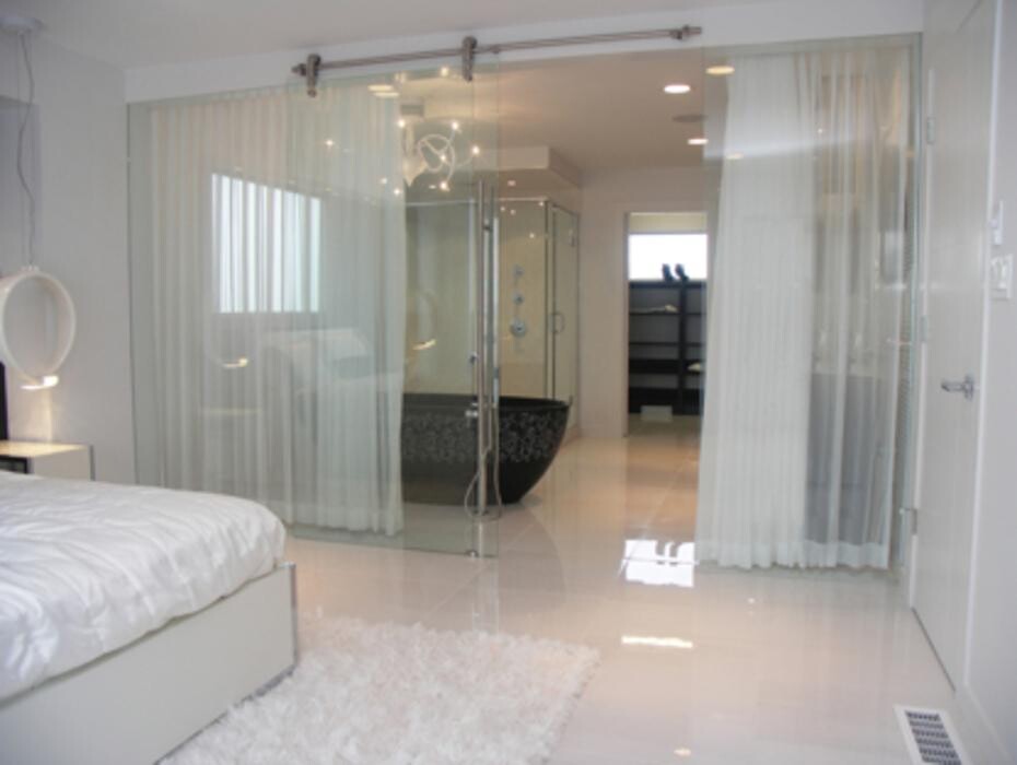 Images Fort Rouge Glass Ltd