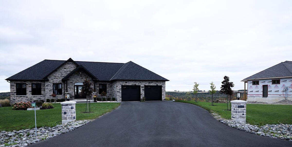Images Van de Bor Paving Ltd