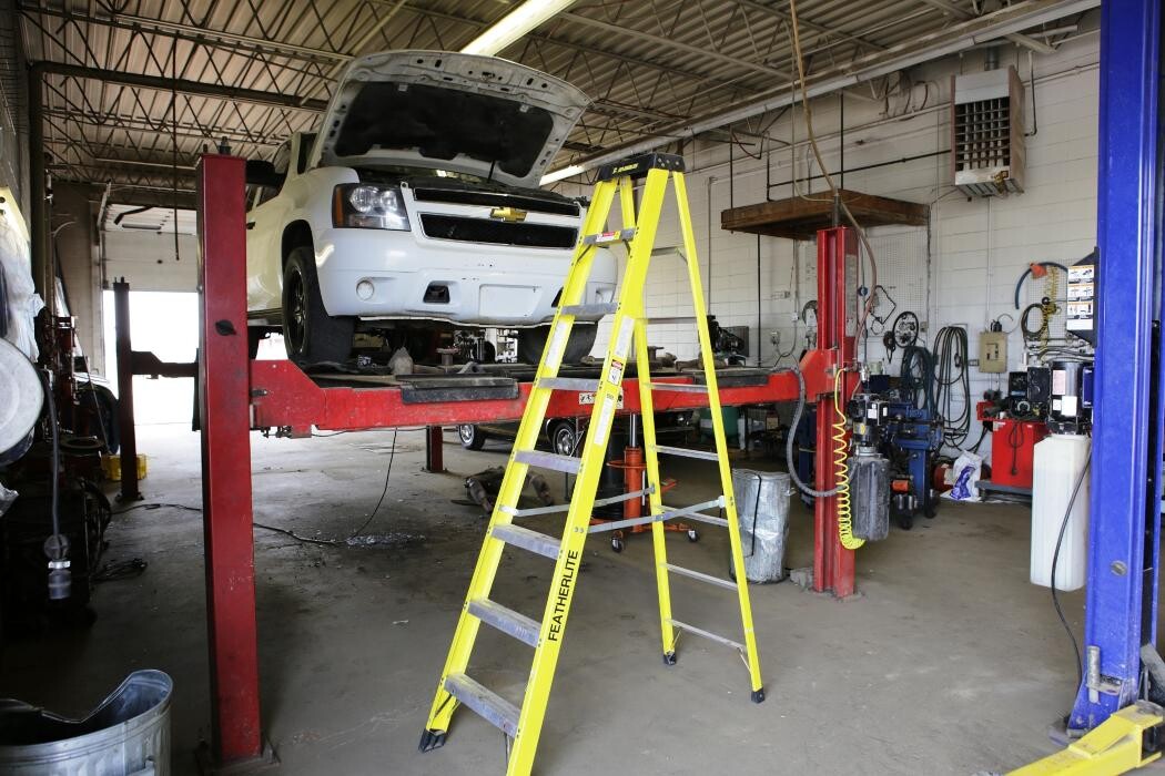 Images Westside Muffler & Automotive Ltd