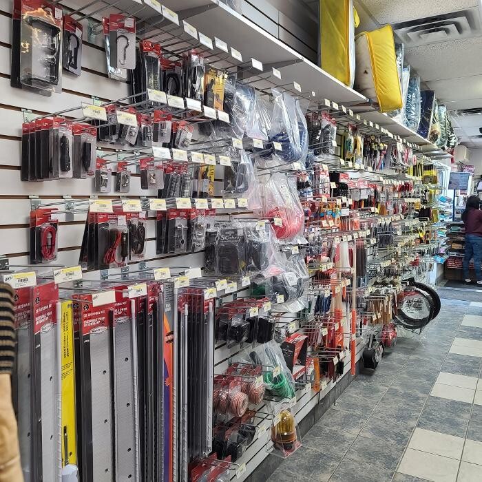 Images Waubaushene Truck Stop