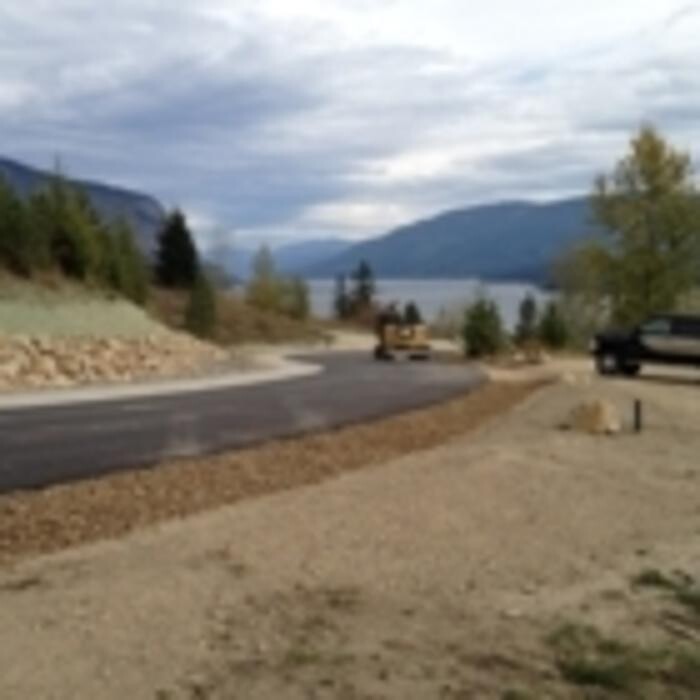 Images Pukas Excavating Ltd