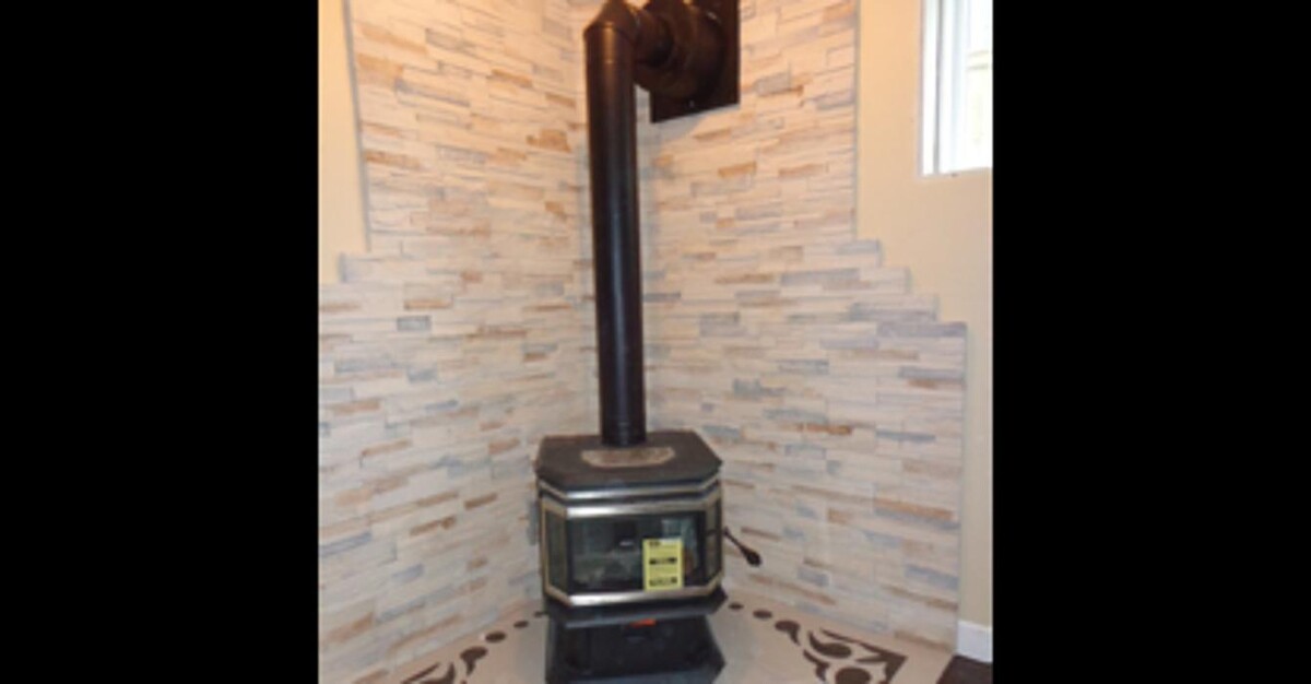 Images Monashee Chimney Expert Ltd