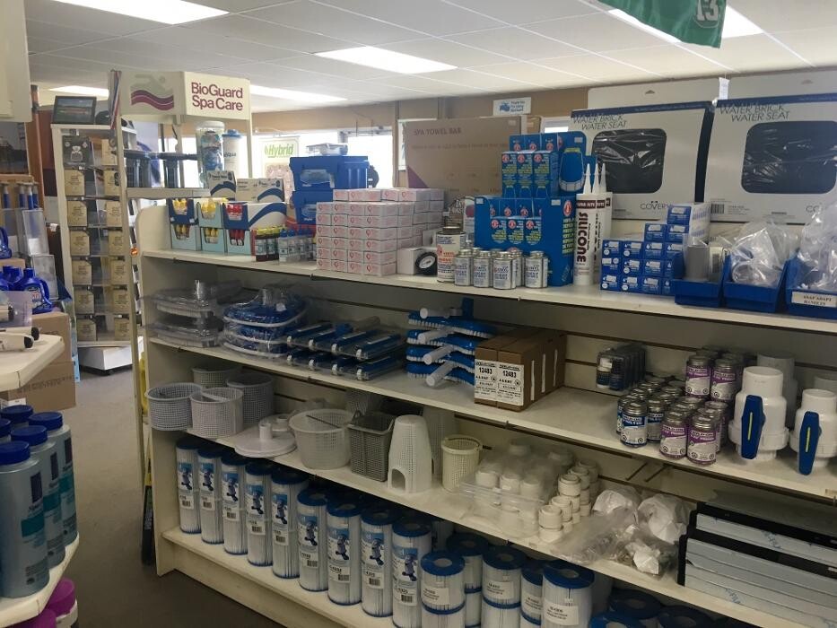 Images Neptune Pools & Spas