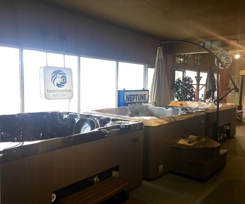 Images Neptune Pools & Spas