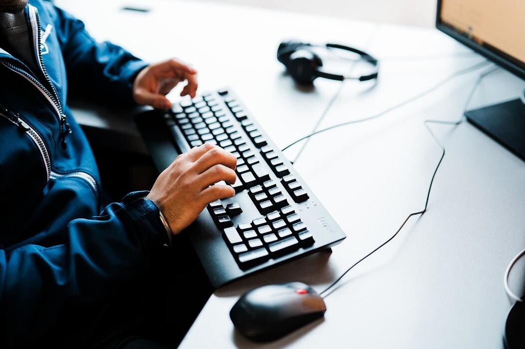 Images Adroit Technologies Ltd.