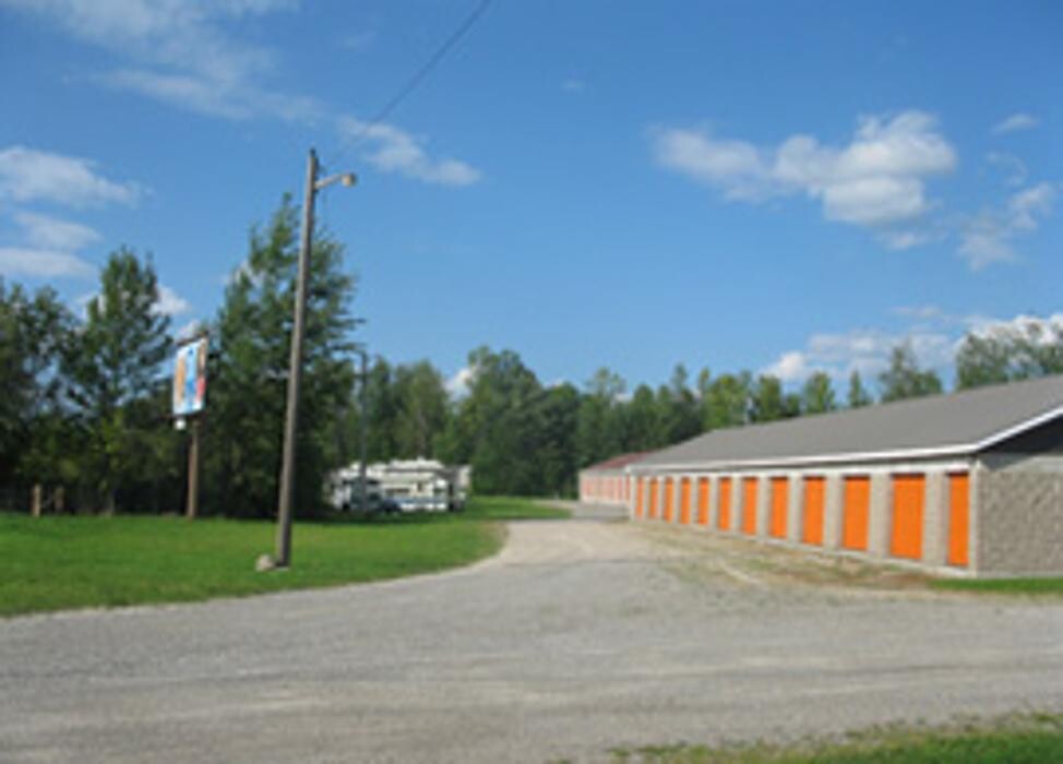 Images Smiths Falls Stor-N-Lock