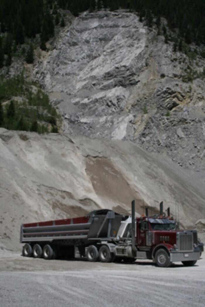 Images Sorge Trucking Ltd