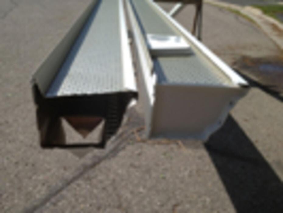 Images Rainbow Eavestroughing Corp
