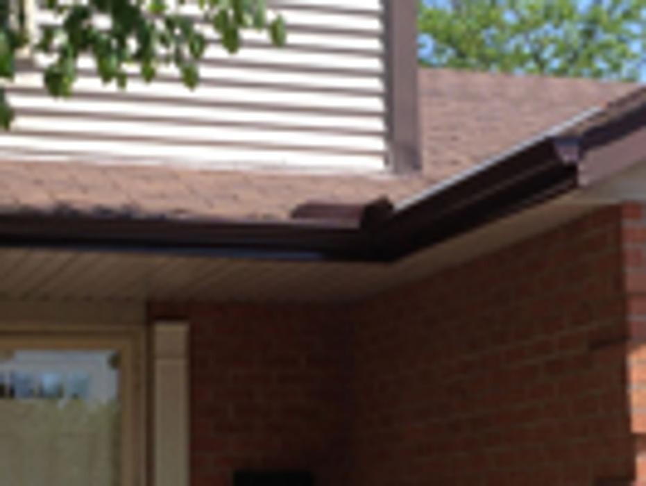Images Rainbow Eavestroughing Corp