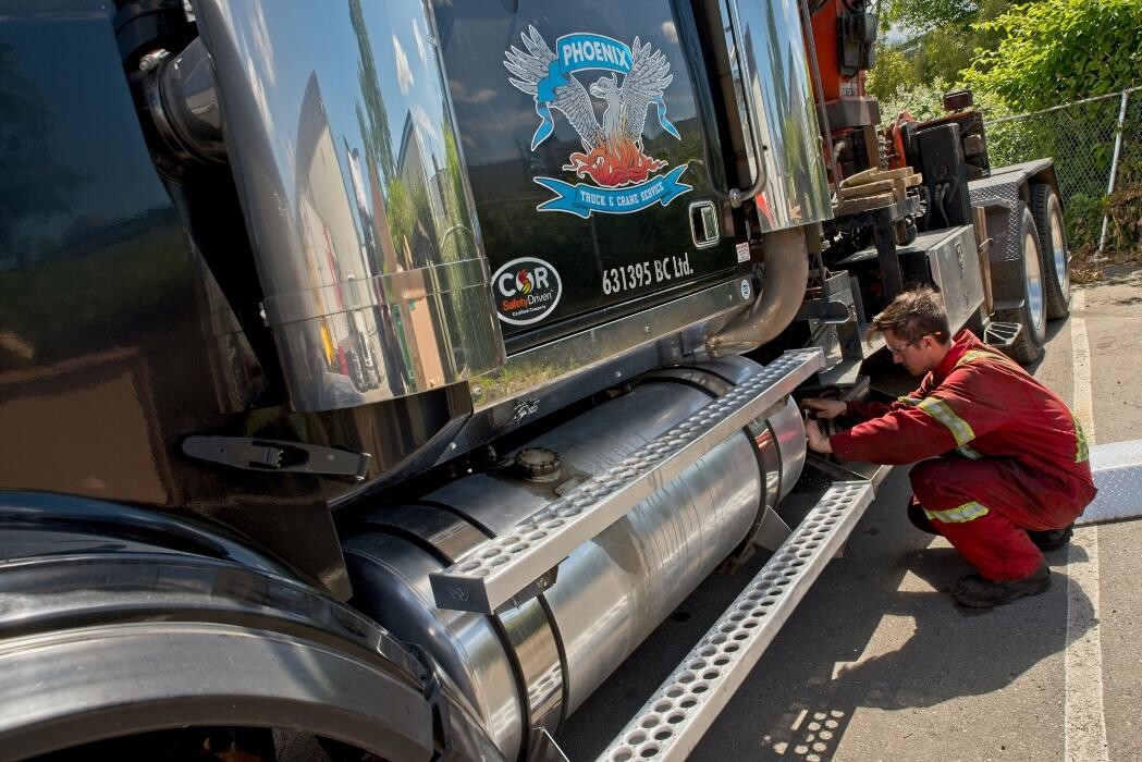Images Dieseltech Truck Repair & Mobile Service