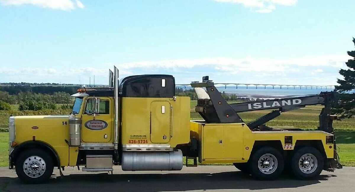 Images Johnston's Towing & Wrecker Service