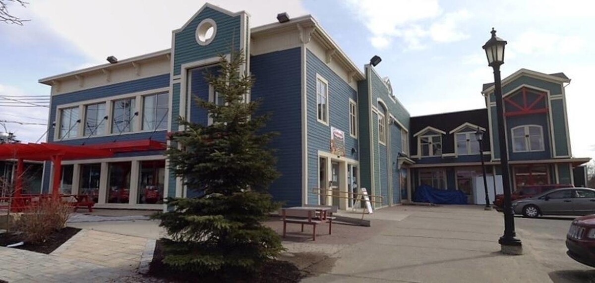 Images Marché S.Bourassa Mont-Tremblant Ltée