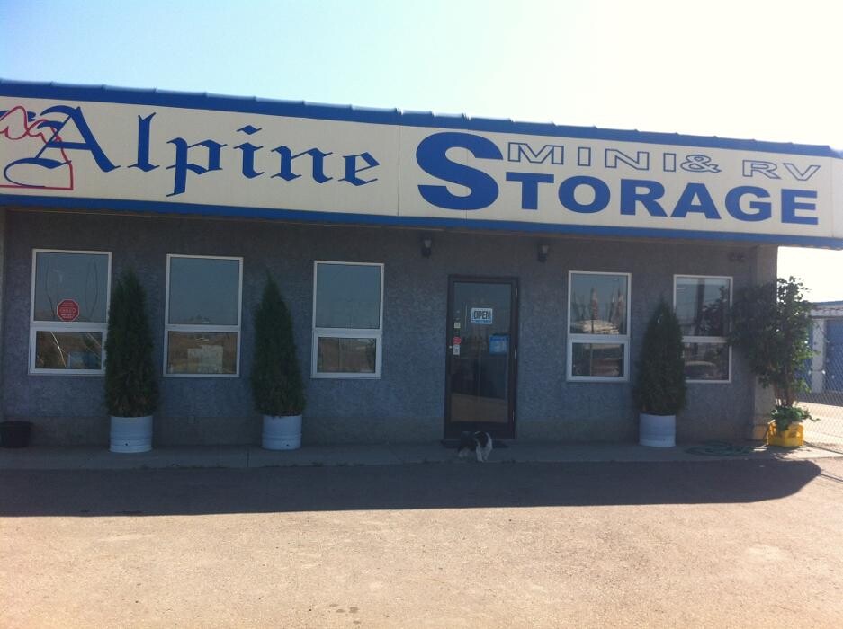 Images Alpine Mini & RV Storage