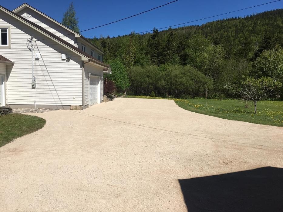 Images Q.N.H Excavating & Landscaping Ltd