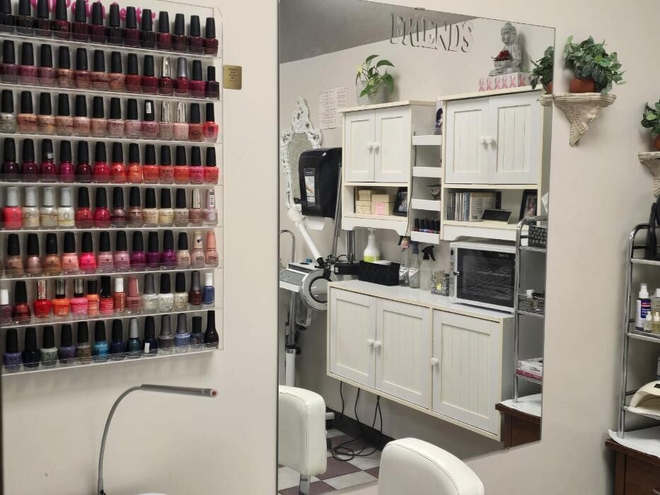 Images Friend's Hair Design