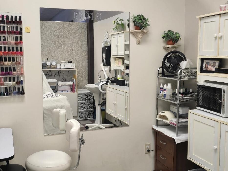 Images Friend's Hair Design