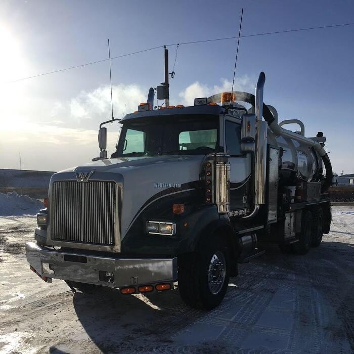 Images Raymond Vacuum Truck Services LTD