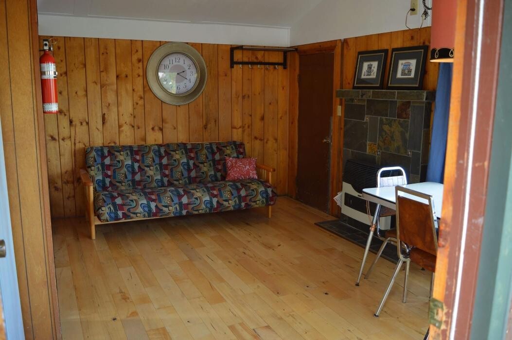 Images Barney's Lakeside Resort