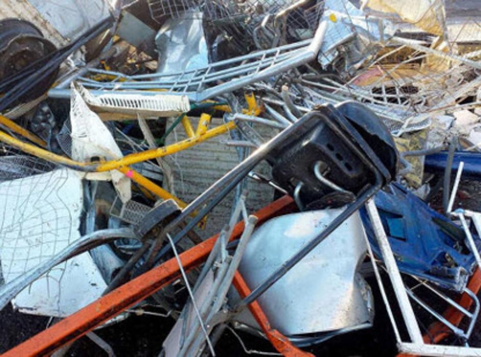 Images Brazeau Recycling Centre