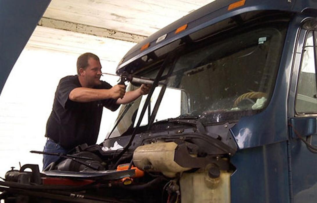 Images Pritam Windshield Mobile Emissions