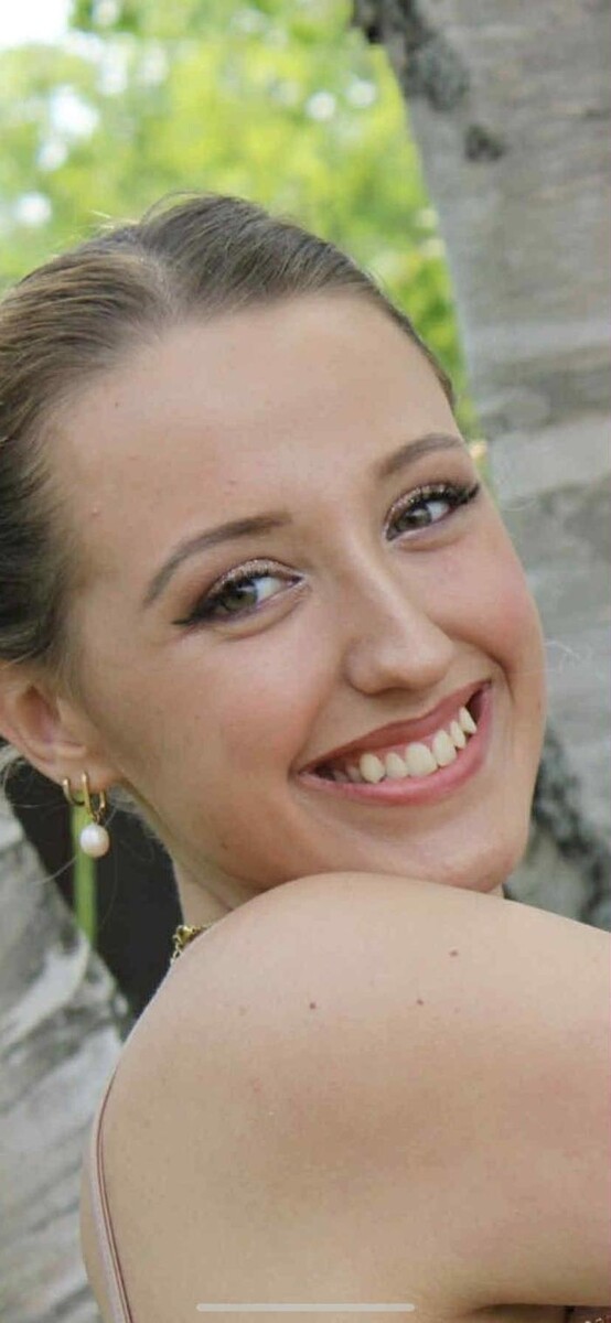 Images Lyne Michaud Directrice des Ventes Indépendantes Mary Kay