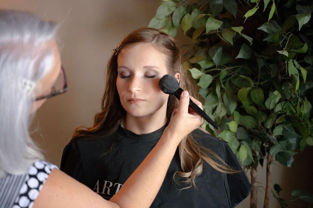 Images Lyne Michaud Directrice des Ventes Indépendantes Mary Kay